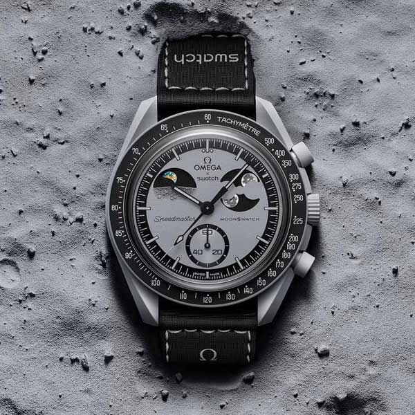 時計 MISSION TO EARTH PHASE SO33M700 時計 MISSION TO EARTH PHASE SO33M700 Omega Swatch Mission